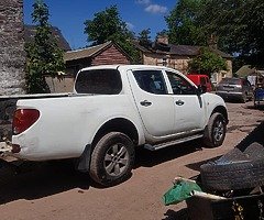 Mitsubishi L200