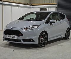 2016 Ford Fiesta - Image 3/10