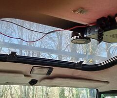 LAND ROVER DEFENDER 300TDI - Image 4/10