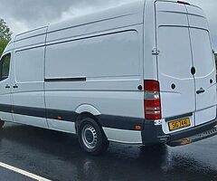 2017 Mercedes-Benz Sprinter - Image 5/9