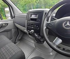 2017 Mercedes-Benz Sprinter - Image 9/9