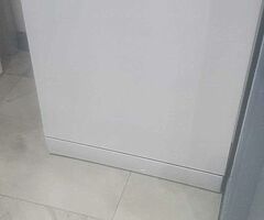 Dish washer