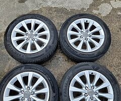 Audi A6/A5/A4 16" Genuine Alloys 225/55/ZR17.