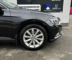 2016 Volkswagen Passat - Image 7/10