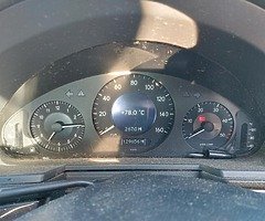 Mercedes e270 - Image 6/10