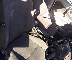 Nissan Almera - Image 7/8