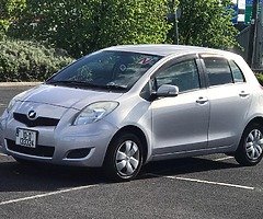 2010 Toyota Yaris automatic