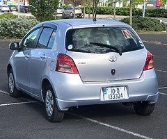 2010 Toyota Yaris automatic
