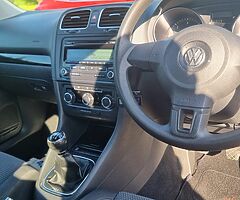 2009 Volkswagen golf 2.0 tdi **low miles** - Image 7/8