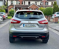 Nissan QashQai 1.5 diesel . Manual . Low km - Image 3/10