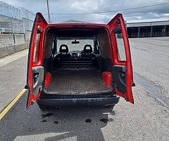 2011 Opel Combo - Image 6/8
