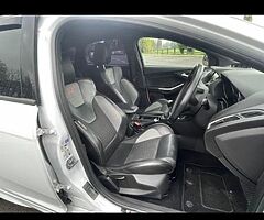 Ford Focus ST - Image 5/8
