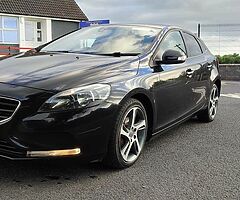 2014 Volvo V40 1.6D hatchback Full Service History, Nct, Tax, 2 keys - Image 4/10