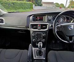 2014 Volvo V40 1.6D hatchback Full Service History, Nct, Tax, 2 keys - Image 9/10
