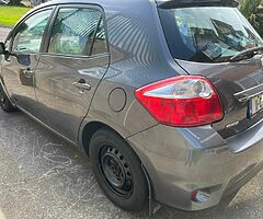 Toyota auris 2011 4D4 1.4