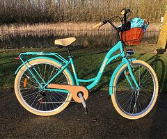LADIES CITY BIKE + BASKET - 7 Shimmano Gears - DELIVERY  - Image 4/10