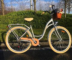 LADIES CITY BIKE + BASKET - 7 Shimmano Gears - DELIVERY  - Image 6/10