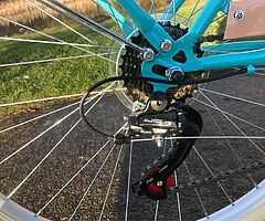 LADIES CITY BIKE + BASKET - 7 Shimmano Gears - DELIVERY  - Image 10/10