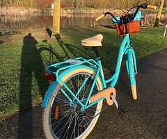LADIES CITY BIKE + BASKET - 7 Shimmano Gears - DELIVERY  - Image 5/10