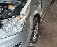 Vauxhall zafira 2010 for parts only