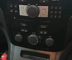 Vauxhall zafira 2010 for parts only - Image 4/4
