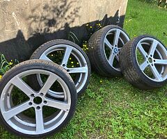 5x120 19 staggered Apollo