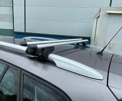 Roof bars Renault