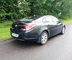 2012 Insignia - 2 Years NCT - 113,000 Miles - Service History - Manual Gearbox. - Image 3/6