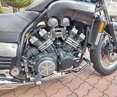 2004 Yamaha v-max .FULL POWER 145PS.Price is 6000e Read Add - Image 7/7