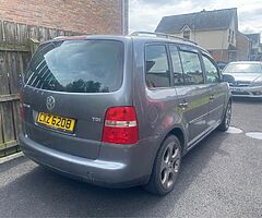 2005 Volkswagen Touran - Image 6/6