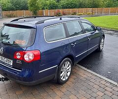 Volkswagen passat 2009 very clean car drives perfectly 220 miles