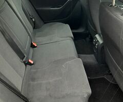 Volkswagen passat 2009 very clean car drives perfectly 220 miles - Image 5/7