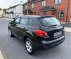 2008 nissan quashkai 1.5dci 
6 speed manual 
New nct till 1/2023✅
Tax till 10/2022✅
280 tax for year - Image 4/10