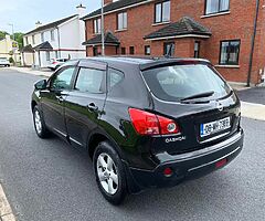 2008 nissan quashkai 1.5dci 
6 speed manual 
New nct till 1/2023✅
Tax till 10/2022✅
280 tax for year - Image 9/10