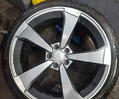 R20 Audi alloys