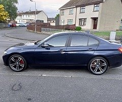 2012 BMW Series 3 - Image 4/8