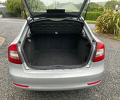 2009 SKODA OCTAVIA 1.4 PETROL 5 DOOR TAXED NCT 5 SPEED MANUAL SPOTLESS - Image 7/10