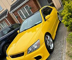 Lexus IS200