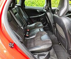 2013 Volvo V40 R Design D2 FREE ROAD TAX - Image 8/10
