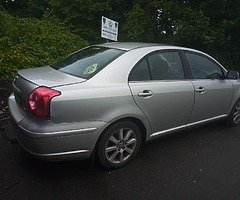 Toyota avensis 1.6 180miles nothing to these bullet proof engines,t,chain NCT end 9th &3mts tax, - Image 7/10