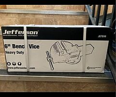 Bench vice 6”