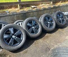 Vw Amarok 18s genuine alloy wheels with new Michelin tyres for sale fits on the VW t5 t6 too