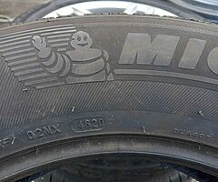 Vw Amarok 18s genuine alloy wheels with new Michelin tyres for sale fits on the VW t5 t6 too - Image 6/7