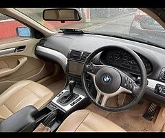 BMW 320d Touring Auto - Image 4/6