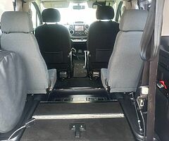 Peugeot partner - wheel chair ramp inc