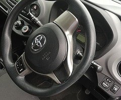 Toyota Yaris 142 - Image 5/7
