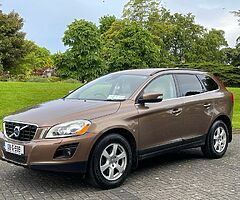 2009 VOLVO XC60 2.4DIESEL
(AUTOMATIC) *NEW NCT 02/23*
LOW MILES — IRISH CAR - Image 9/10