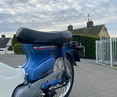 Honda C90 *MINT CONDITION* 1993 - Image 4/10