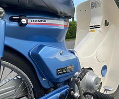 Honda C90 *MINT CONDITION* 1993 - Image 10/10