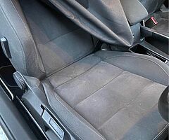 2011 Volkswagen Golf - Image 5/7